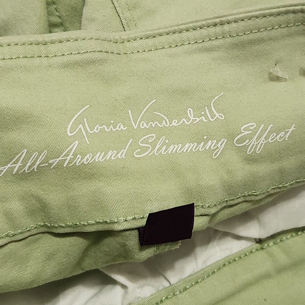 Gloria Vanderbilt Capri Size 12 Green Stretch With Pockets. New - Picture 9 of 16